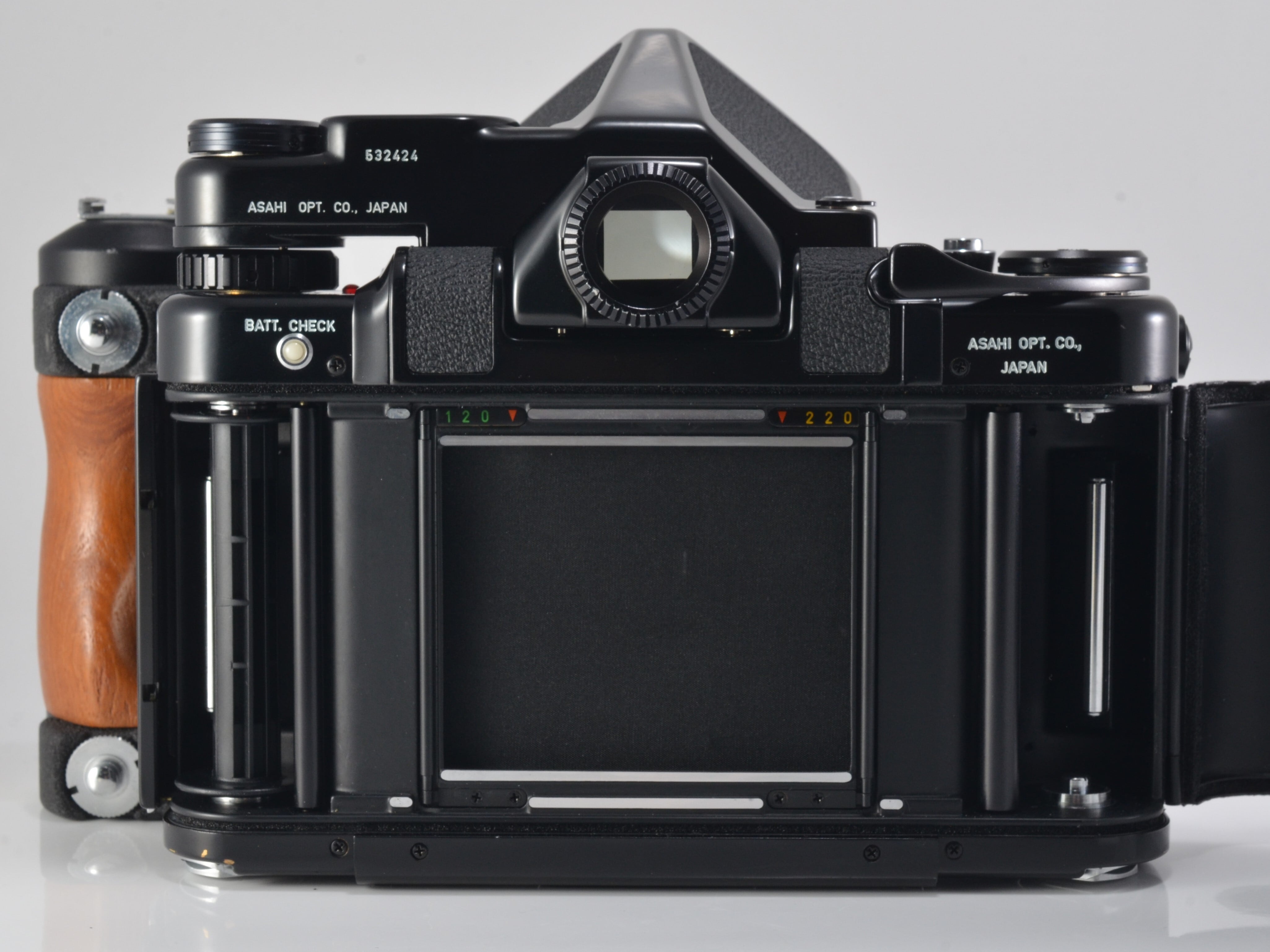 作例あり☆バケペンの本領発揮】PENTAX 6×7 TTL 後期型 オーバーホール