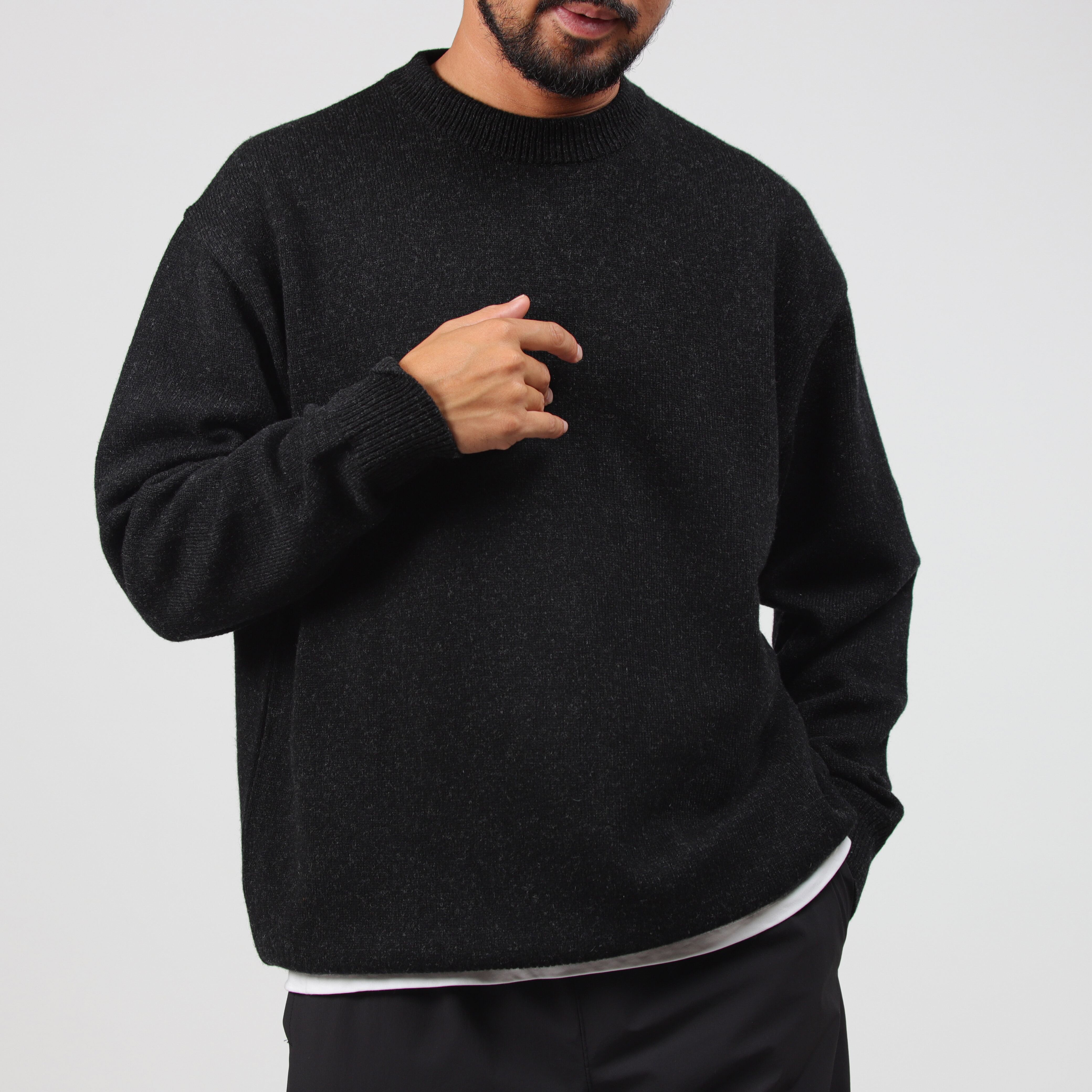 Super Comeback Lamb Wool Crew Neck Knit | OVY