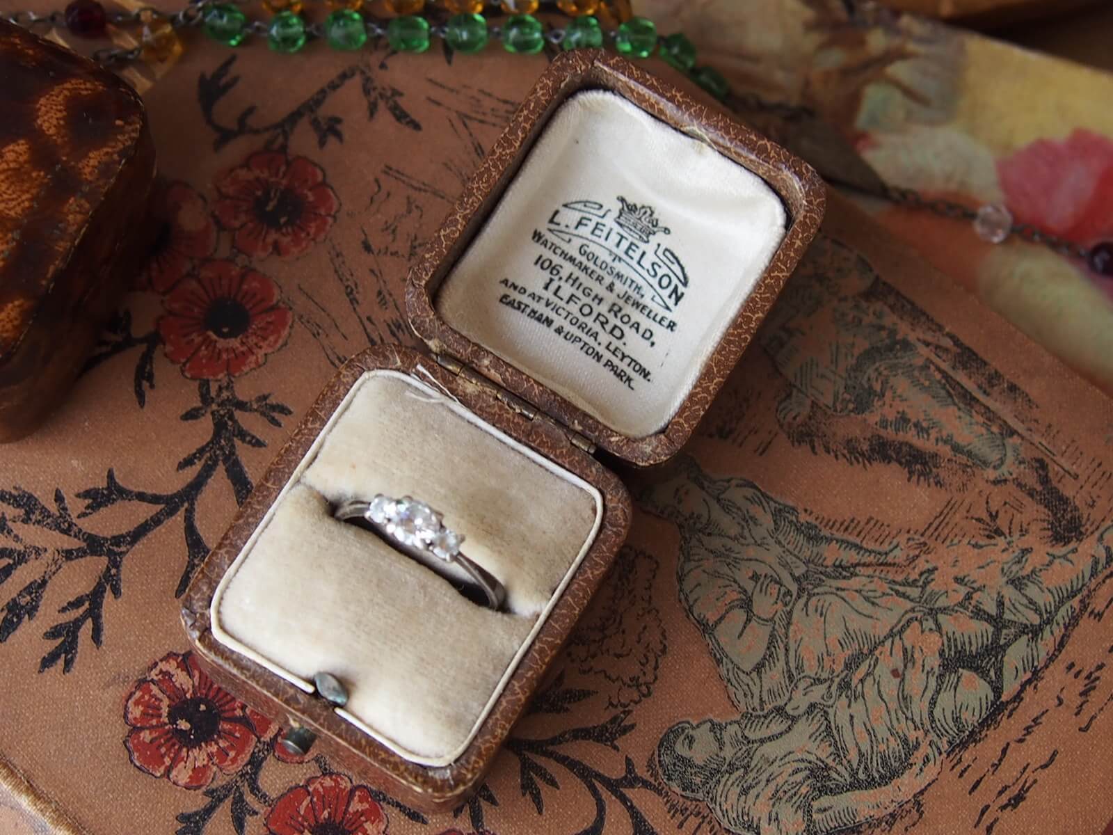 イギリスアンティーク リングケース | Bonny Bee