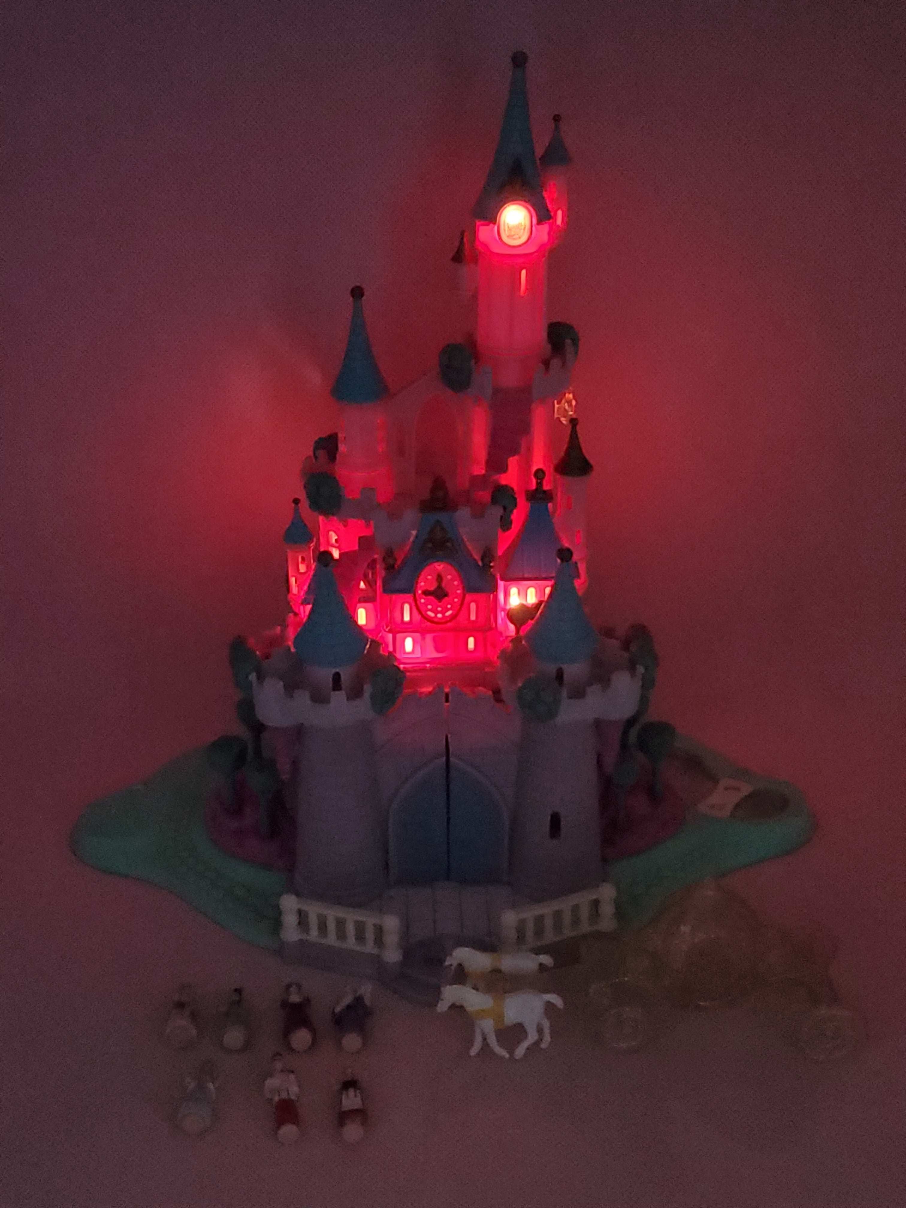 ほぼ完品 ディズニー ライトアップシンデレラ城 | ポーリーポケット