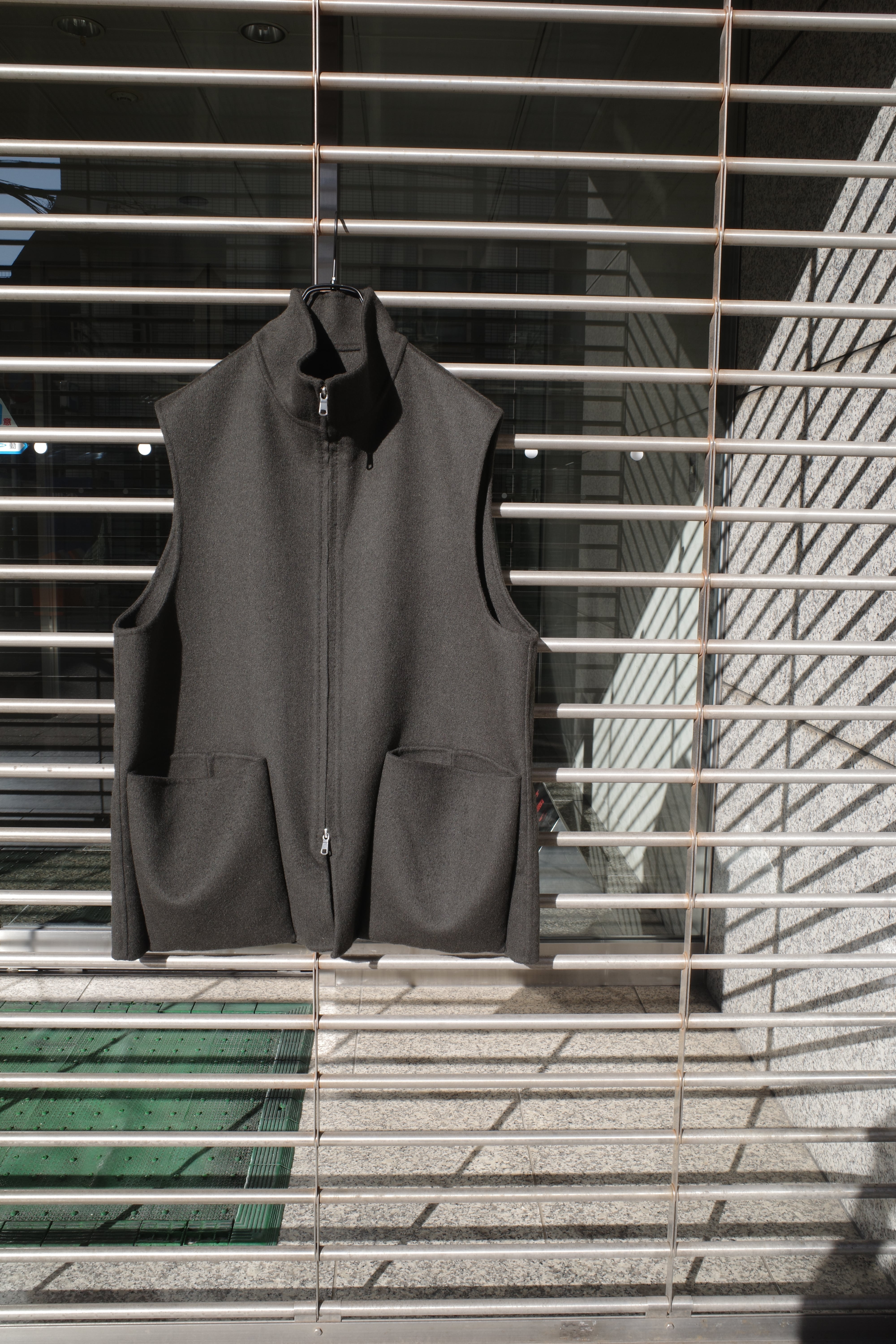 MAATEE&SONS / W-FACE VEST | LiNN