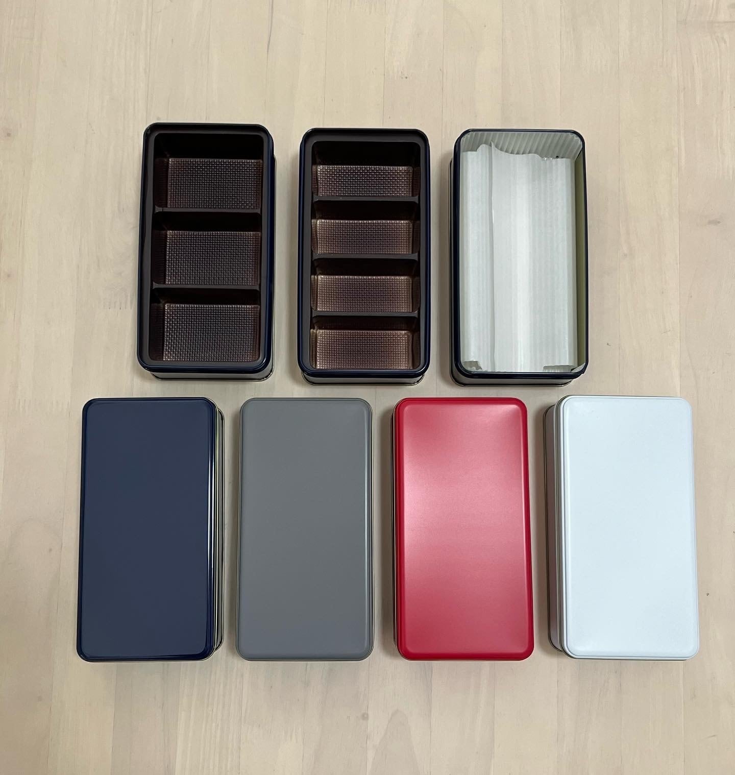 SG91長方形缶(仕切り付き) グレー | cancanworker