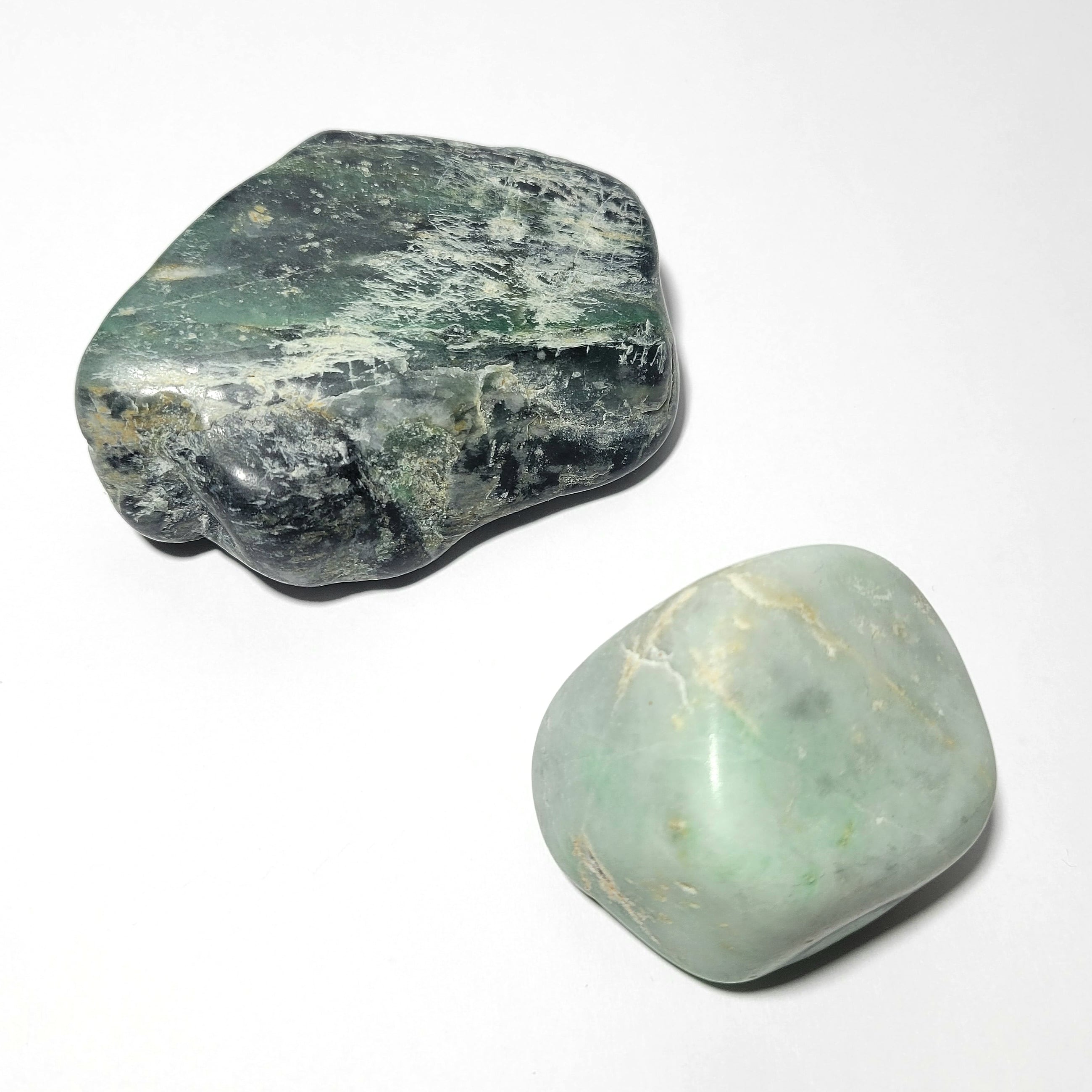 糸魚川翡翠【日本の国石】磨き石2個ｾｯﾄ BGM0078 | 糸魚川翡翠工芸家