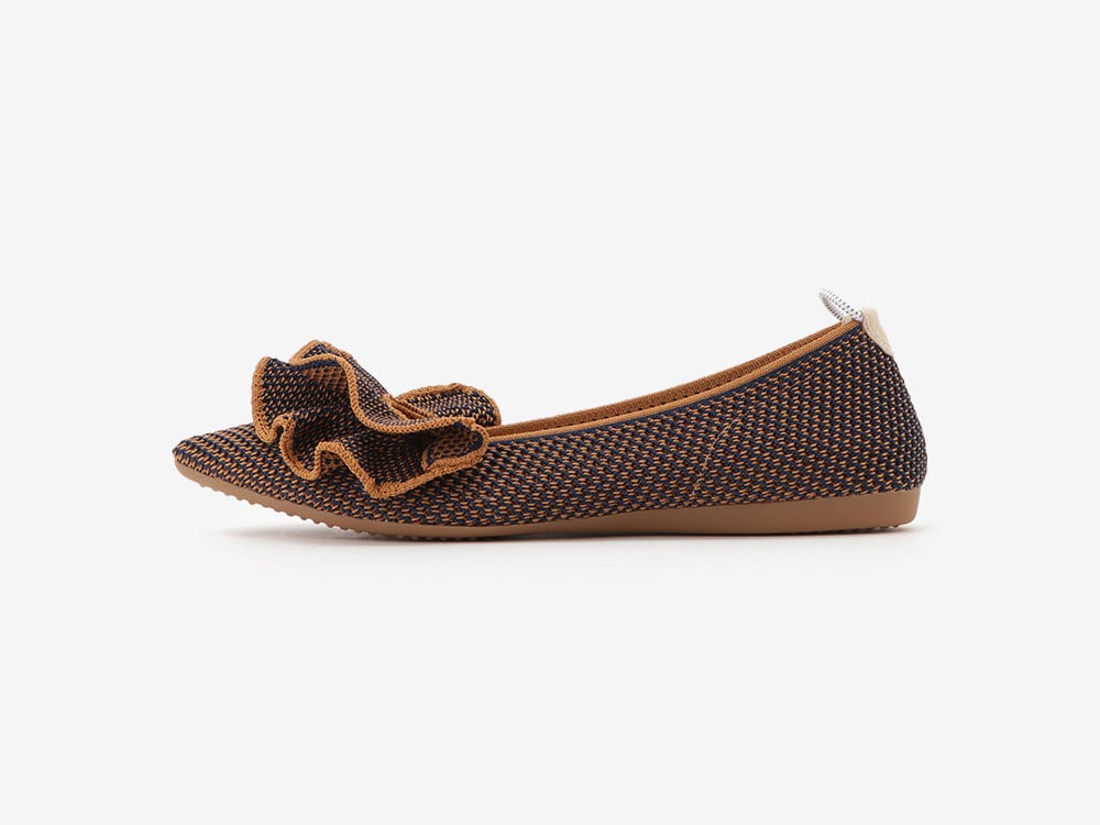 pointed-FRIN / NAVY & CAMEL | Offen