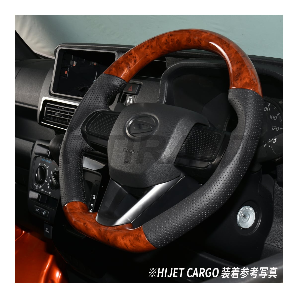 L375タント エルゴノミクスデザイン ステアリングホイール L375タント