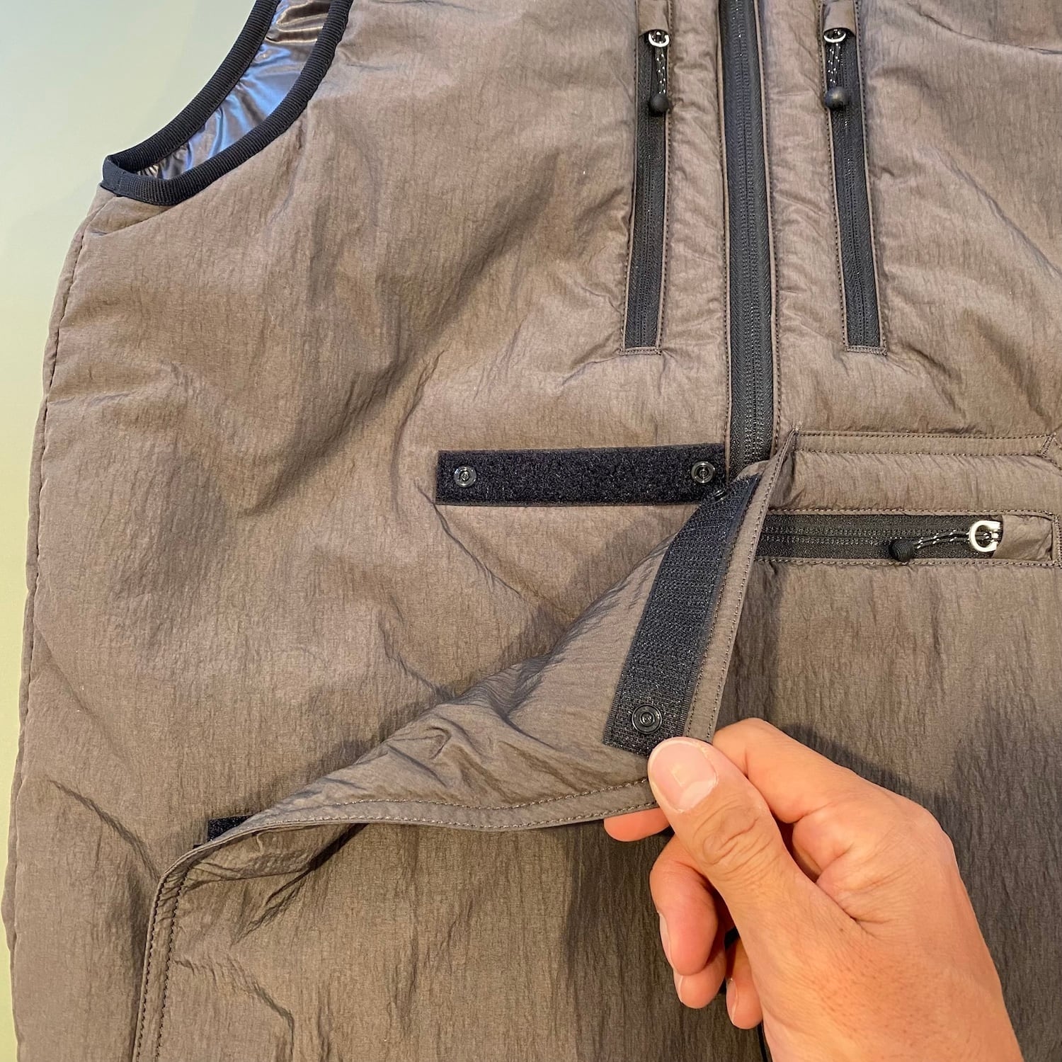 ENDS and MEANS／Tactical Puff Vest【 African Black 】 | CAMILOTA