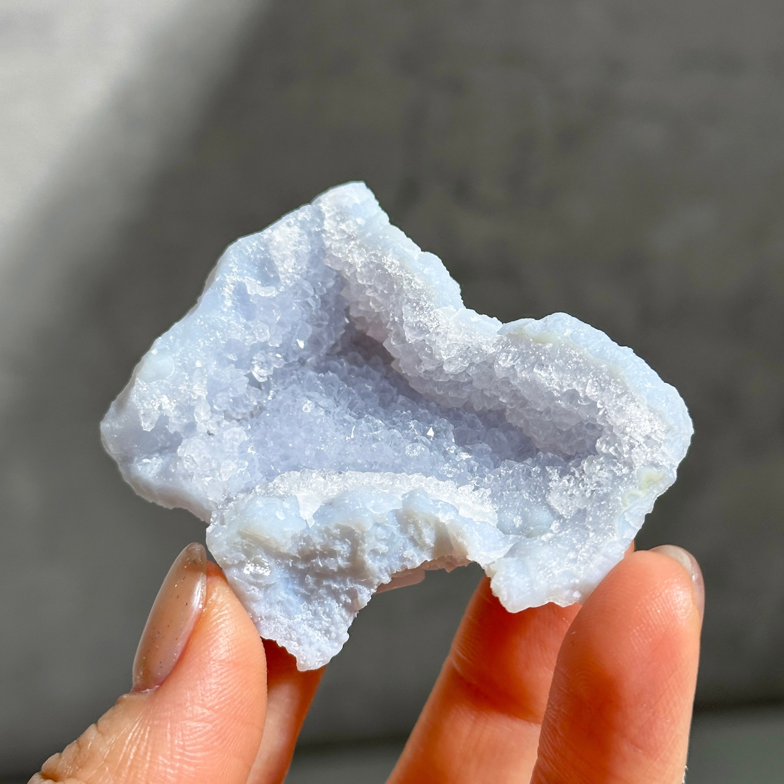 ブルーカルセドニー 原石92◇ Blue Chalcedony ◇天然石・鉱物