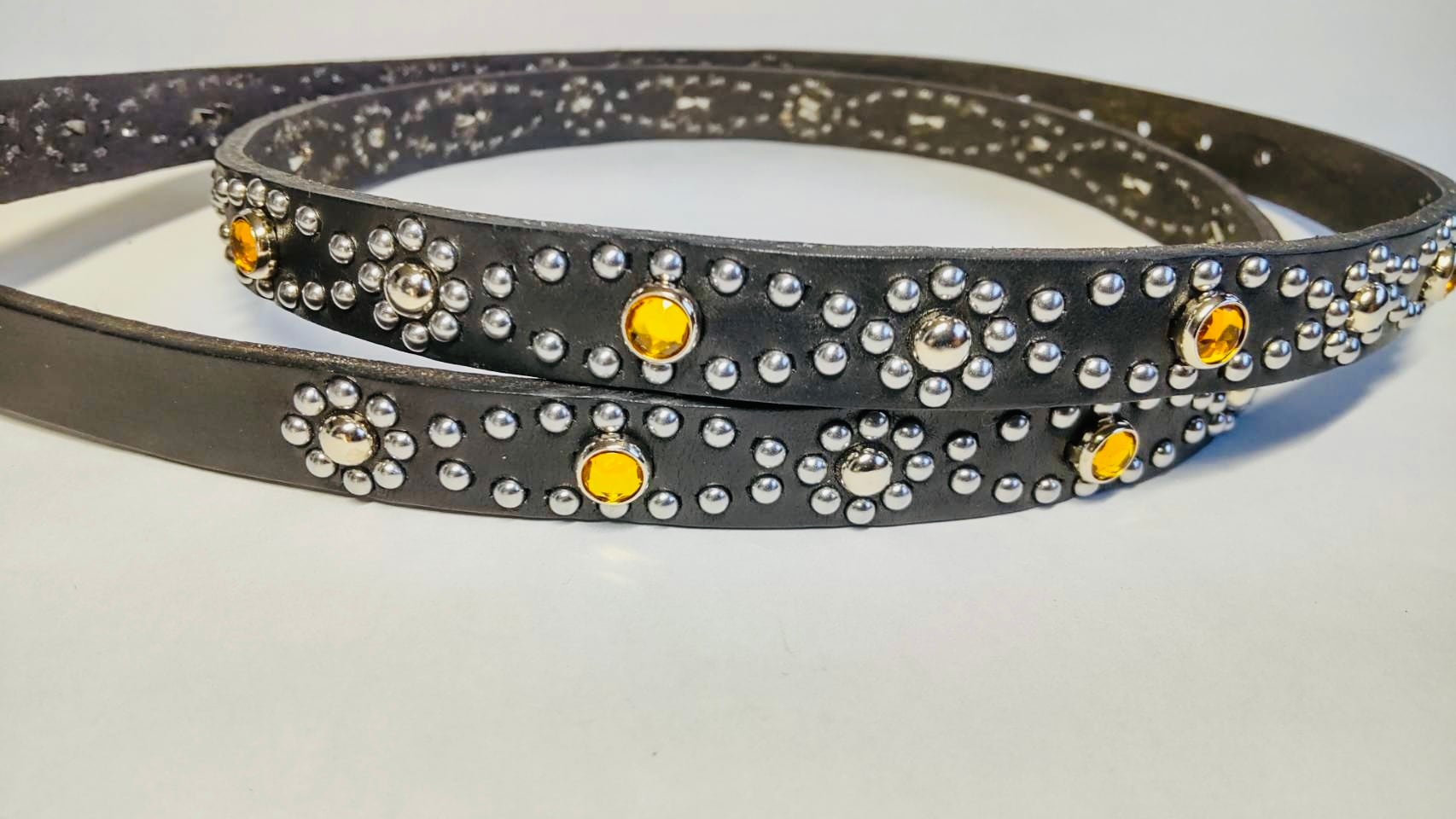 360スタッズベルト(1,5cm幅)エクストラファインチェーンバタフライ