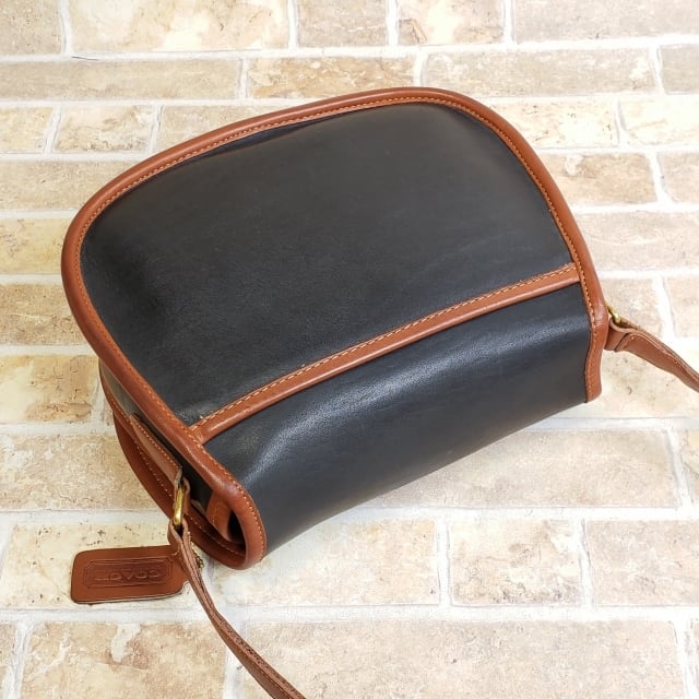 オールドコーチ ☆ USA製 レザー フラップ ショルダーバッグ バイ