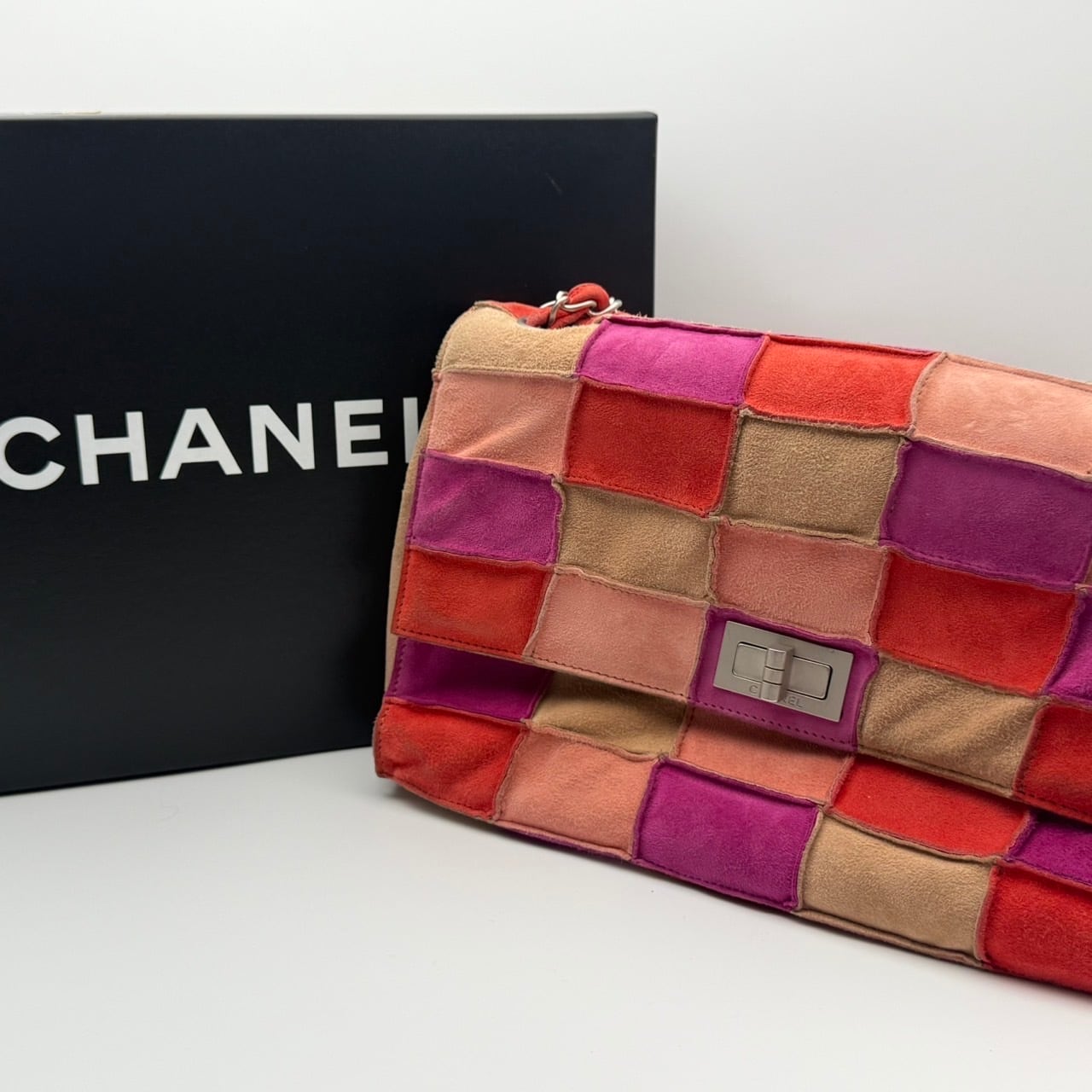 CHANEL シャネル チョコバー スエード チェーンショルダーバッグ 2.55