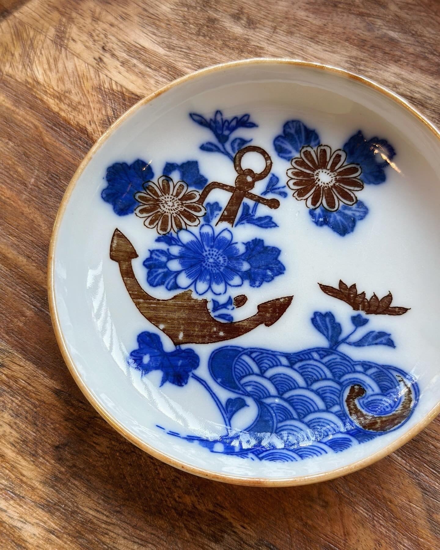 再入荷】明治期の図変わり印判小皿 | Antique Shop Soukodo