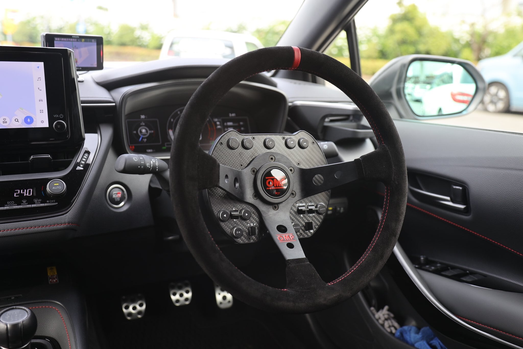 OD0-1954#073 CORSICA (SUEDE) - Black/red | Limit - OMP 正規輸入