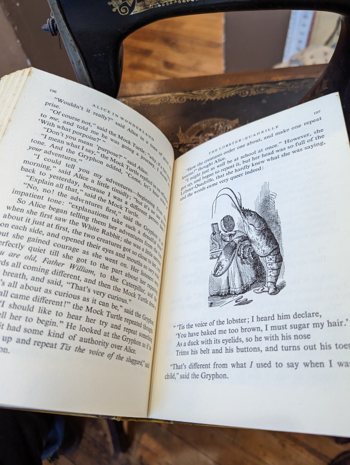 1965年発行 不思議の国のアリス 英国古書 アンティーク洋書 | 異世界の