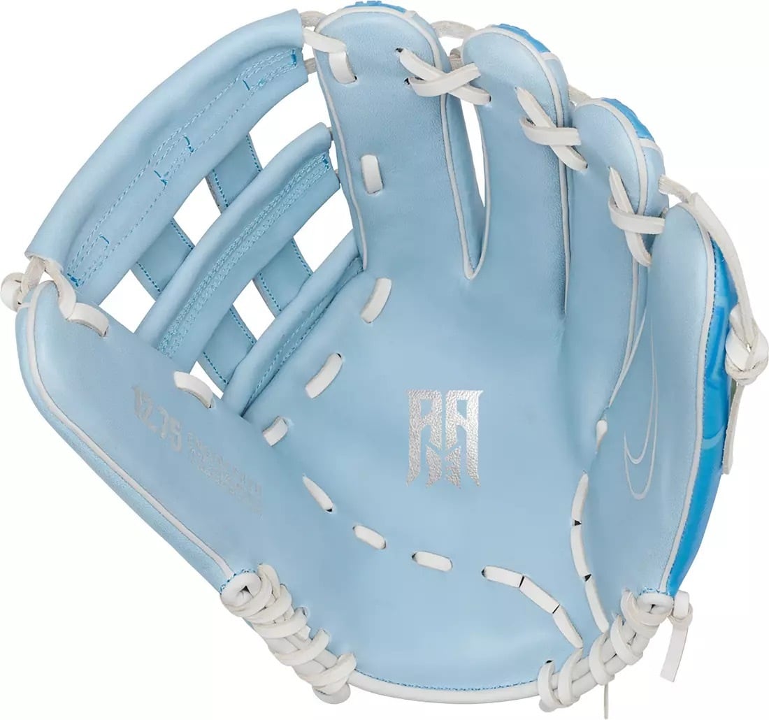 ナイキ バイパー エリート ロナルド・アクーニャ Jr 選手モデル 硬式