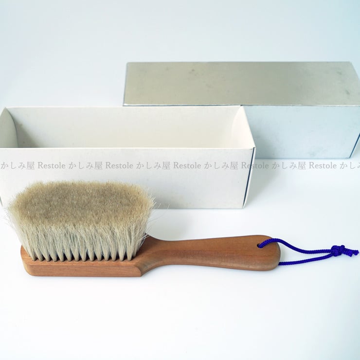 カシミヤ用洋服ブラシ【ブラシの平野】手植え羽子板型 / 白馬毛（中古