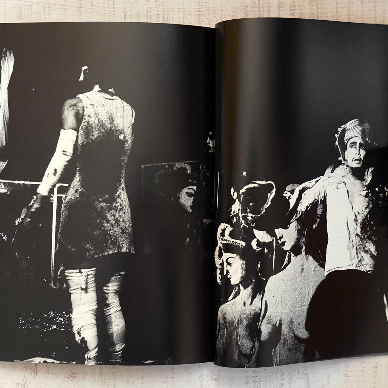 実存 968-69 状況劇場 西村多美子 (大久保鷹サイン入) | タイムカプセル