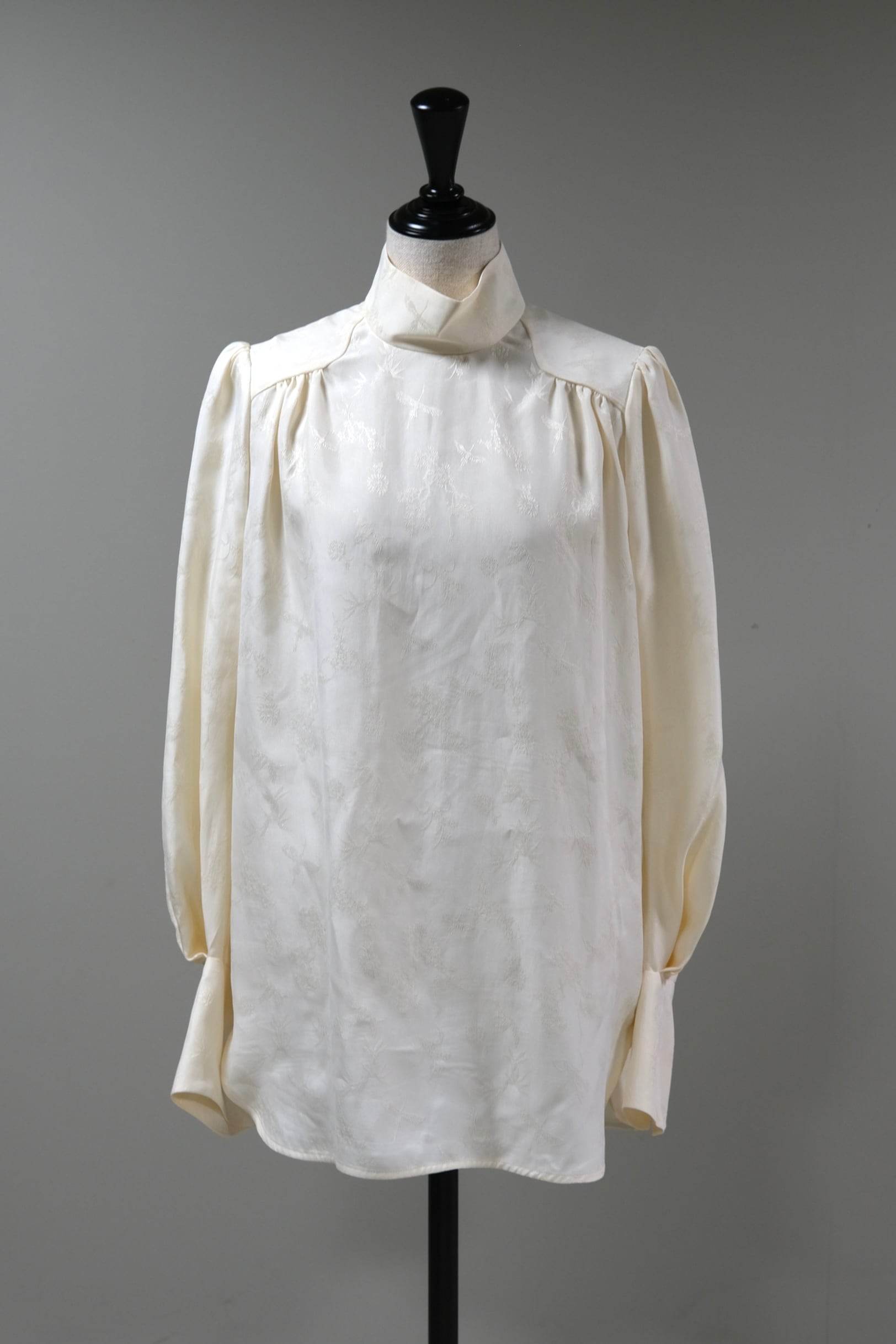 Mame Kurogouchi】Crane Pattern Jacquard Shirt - ecru | loop