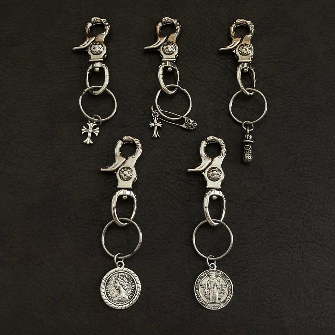 265 真鍮 シルバー キーホルダー キーリング 十字架 カラビナ フック