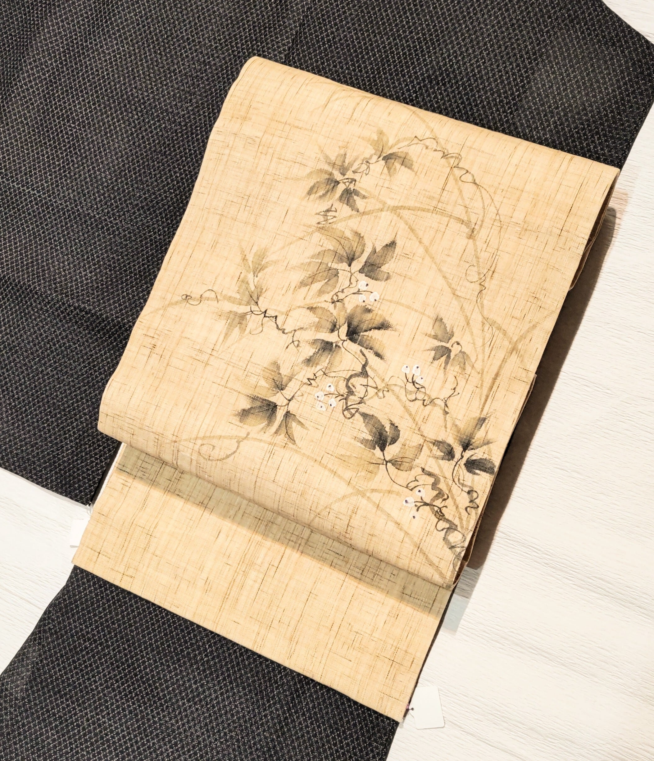 麻の名古屋帯～蔦柄～ | リサイクル着物 菅野