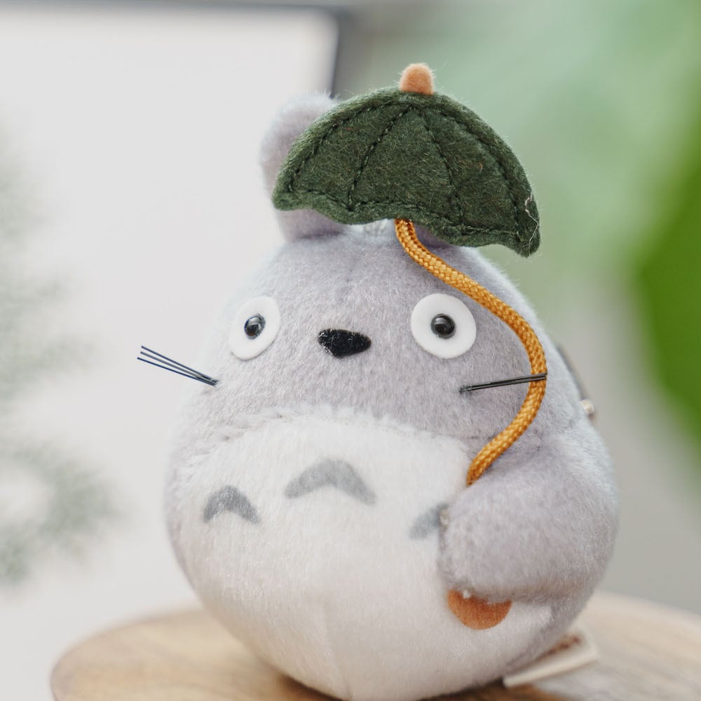 となりのトトロ ふんわりキーホルダー 大トトロ 傘もち（5237） | す