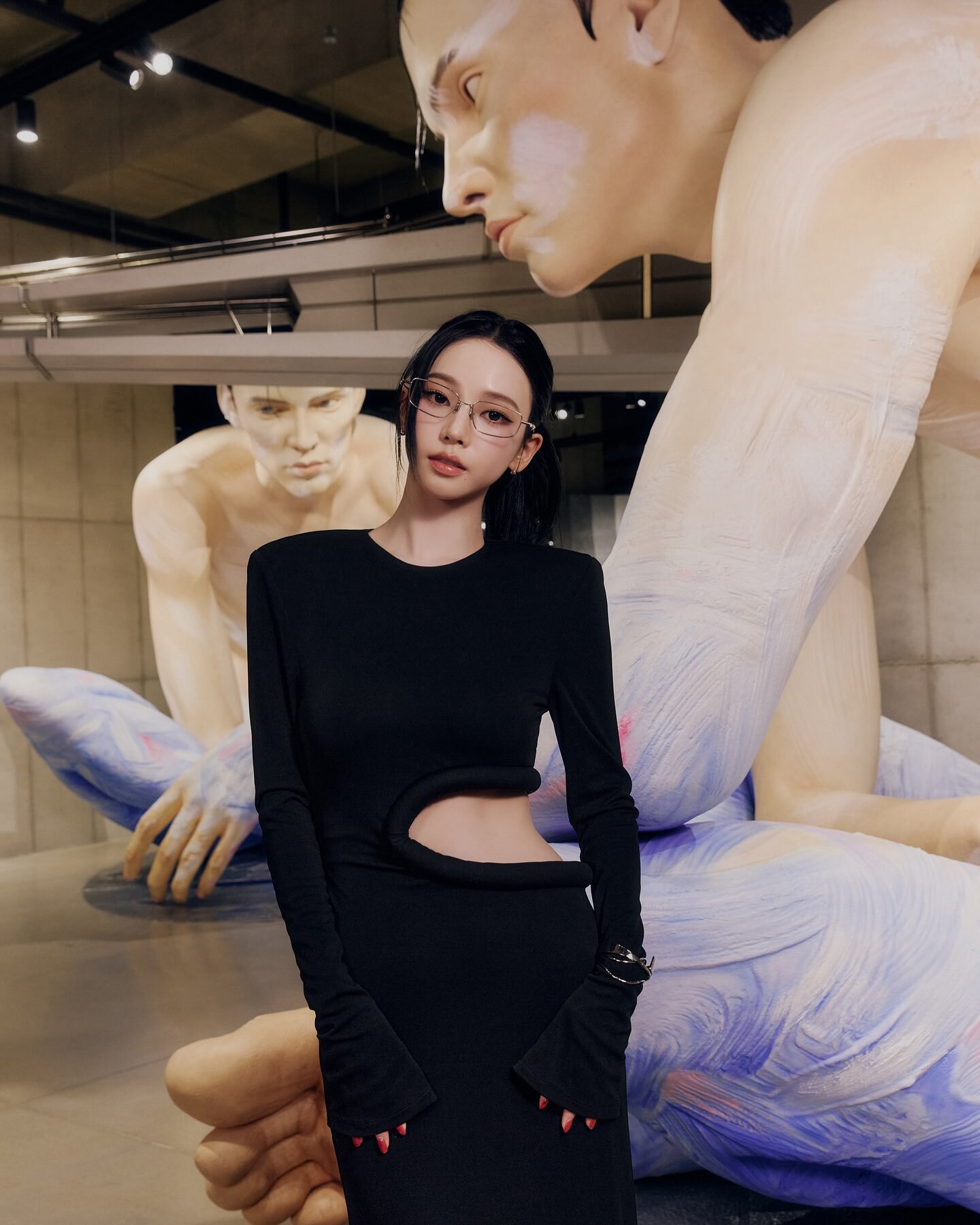 ☆aespa カリナ 着用！！【GENTLE MONSTER】Atomic 02 Silver | もごつ