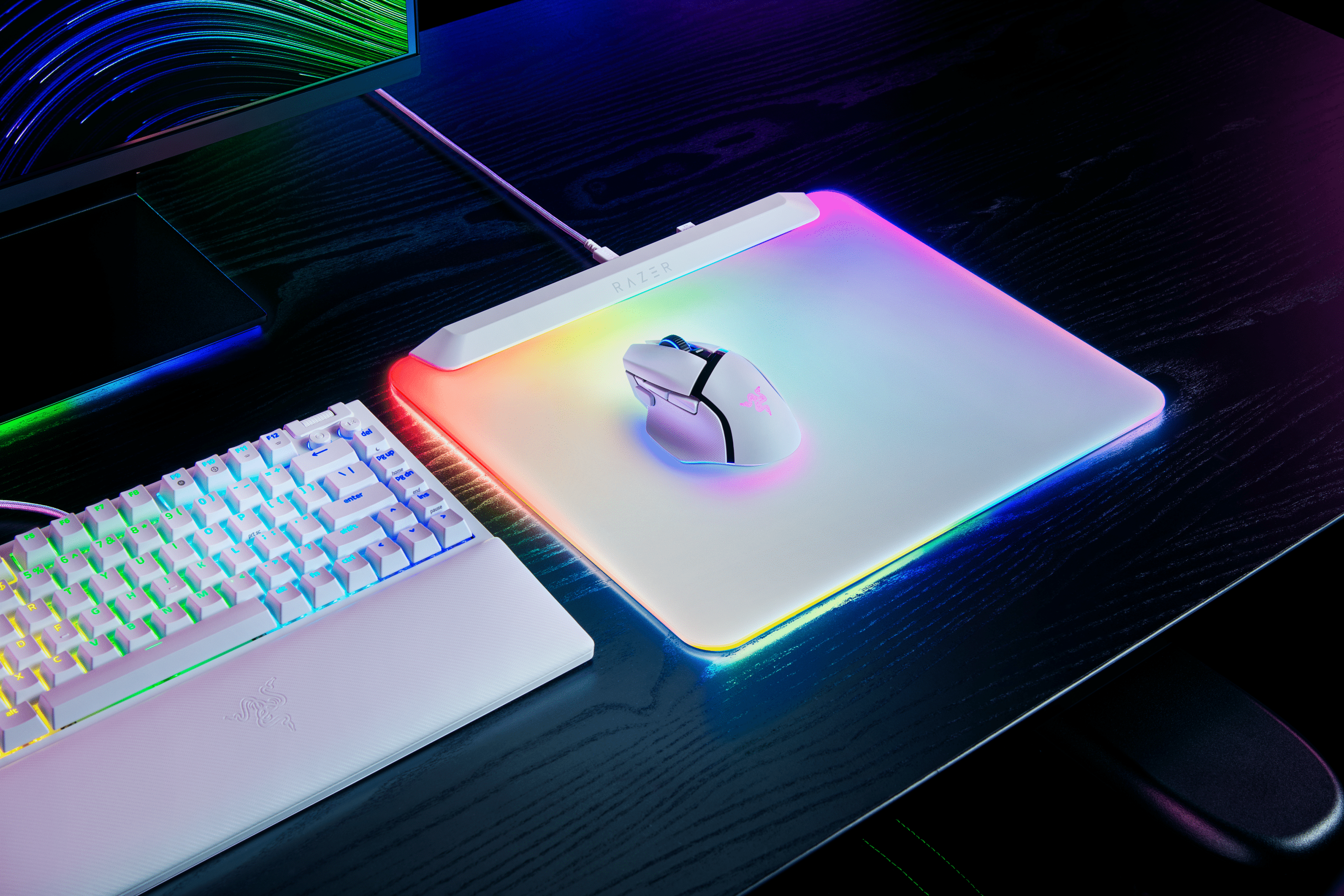 Razer Firefly V2 Pro: Gaming mouse pad comes with LED backlighting