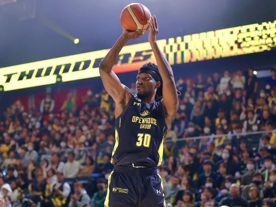 ニック・メイヨが負傷により戦線離脱した広島ドラゴンフライズ、短期