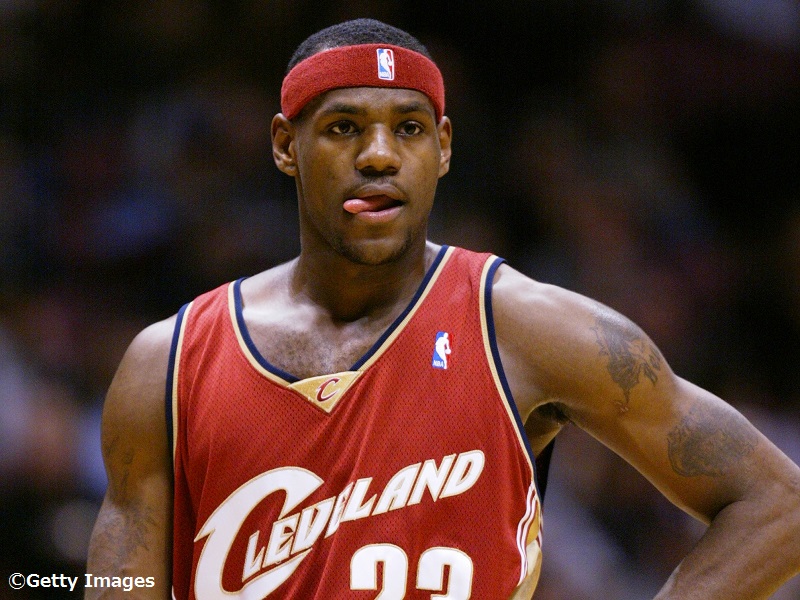 レブロン・ジェームズのルーキーカードに何と1億円以上の値がつく