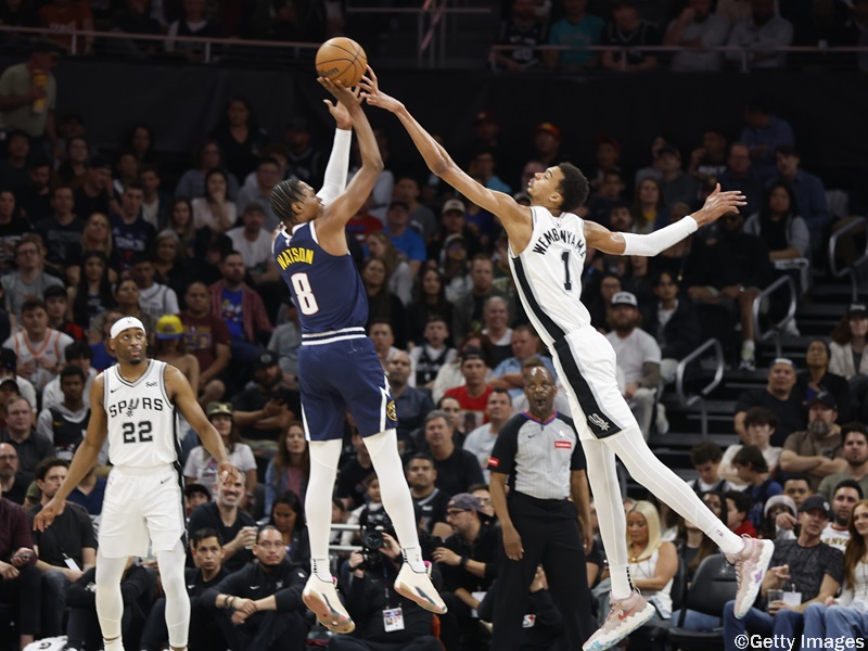 NBA史上11人目…スパーズの新人ビクター・ウェンバンヤマが200ブロック