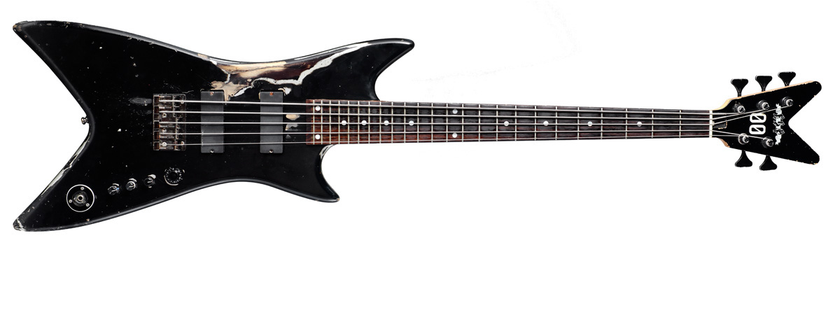 BASSIST FILE－Toshiya | ベース・マガジン