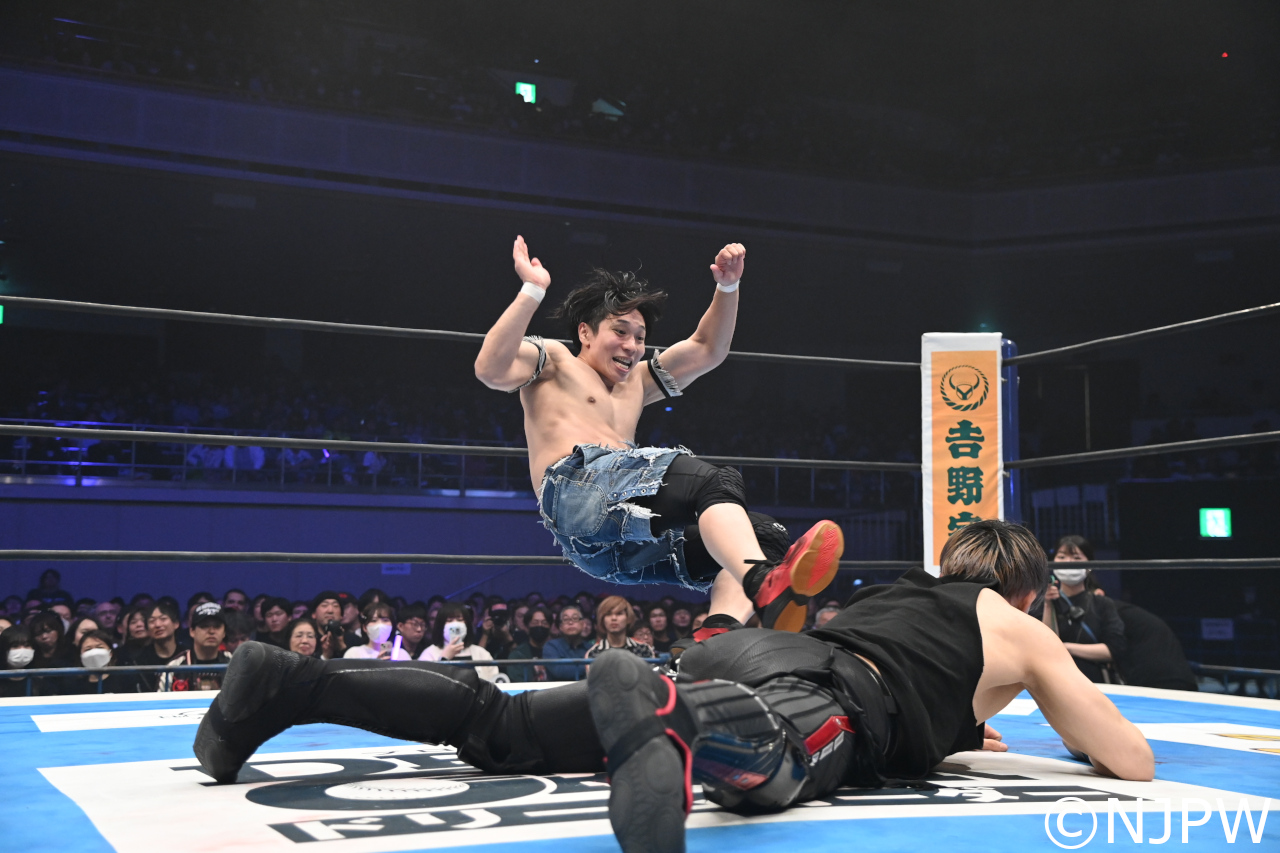 96秒で王座戦が強制終了。因縁の2人による悲願のタイトルマッチは