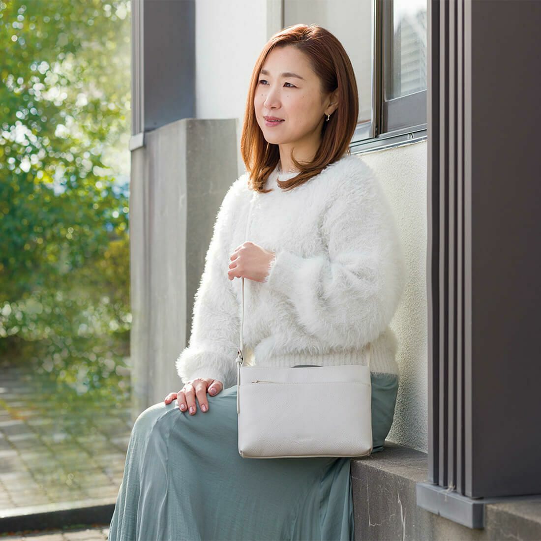 シュリンクレザーポシェット | バルコス公式オンラインショップ