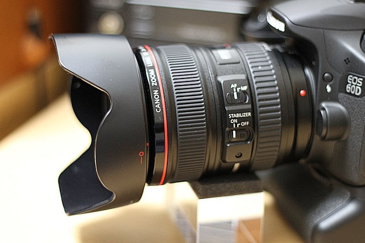 24－105LにEW－83Jのフードの相性は？』 CANON EF24-105mm