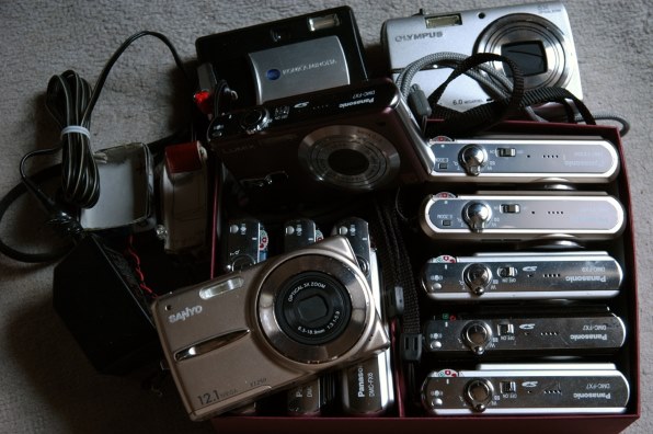 カシオ HIGH SPEED EXILIM EX-ZR100BK [ブラック] 価格比較 - 価格.com