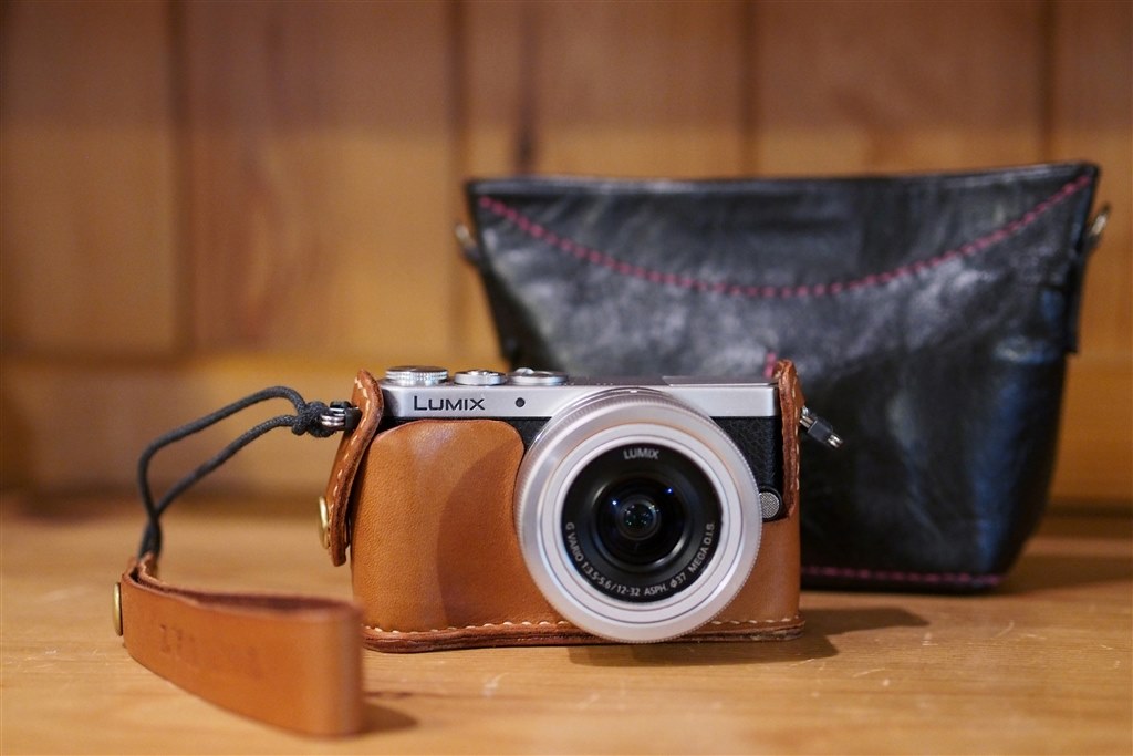 GM1・ジャケット』 パナソニック LUMIX DMC-GM1K レンズキット の