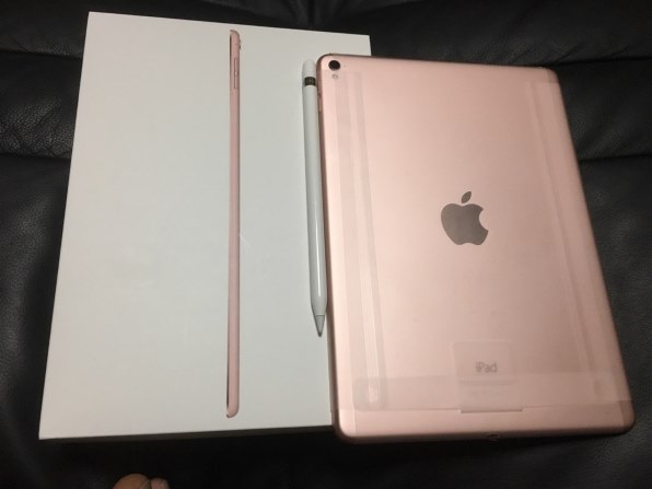 Apple iPad Pro 9.7インチ Wi-Fi+Cellular 256GB MLYM2J/A SIMフリー