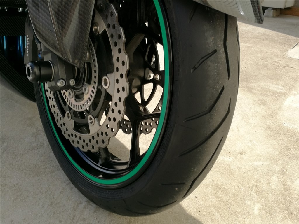 ZX-14Rタイヤ交換。α13からピレリ DIABLO ROSSO II。』 カワサキ