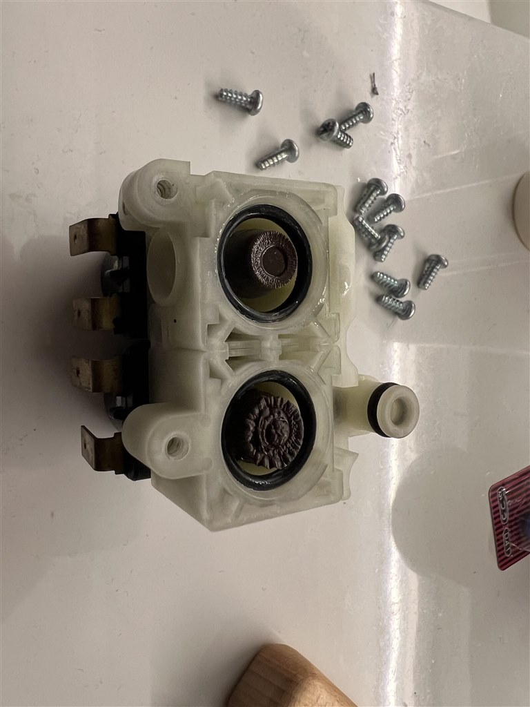 洗剤・柔軟剤自動投入ポンプの故障』 パナソニック NA-VX9800L の