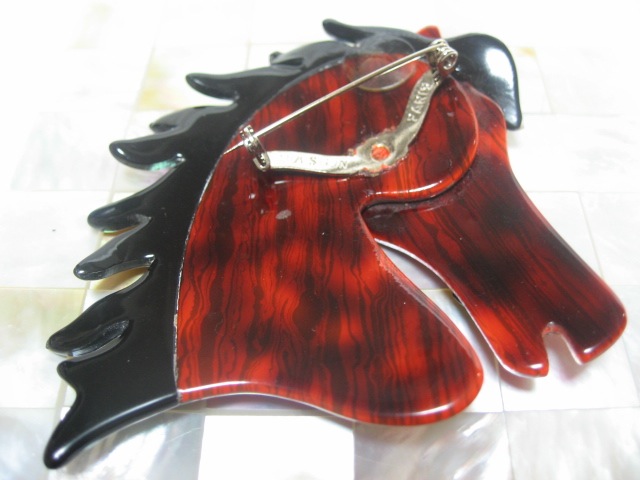 LEA STEIN (リア・スタン)馬のブローチ - アンティークアクセサリー