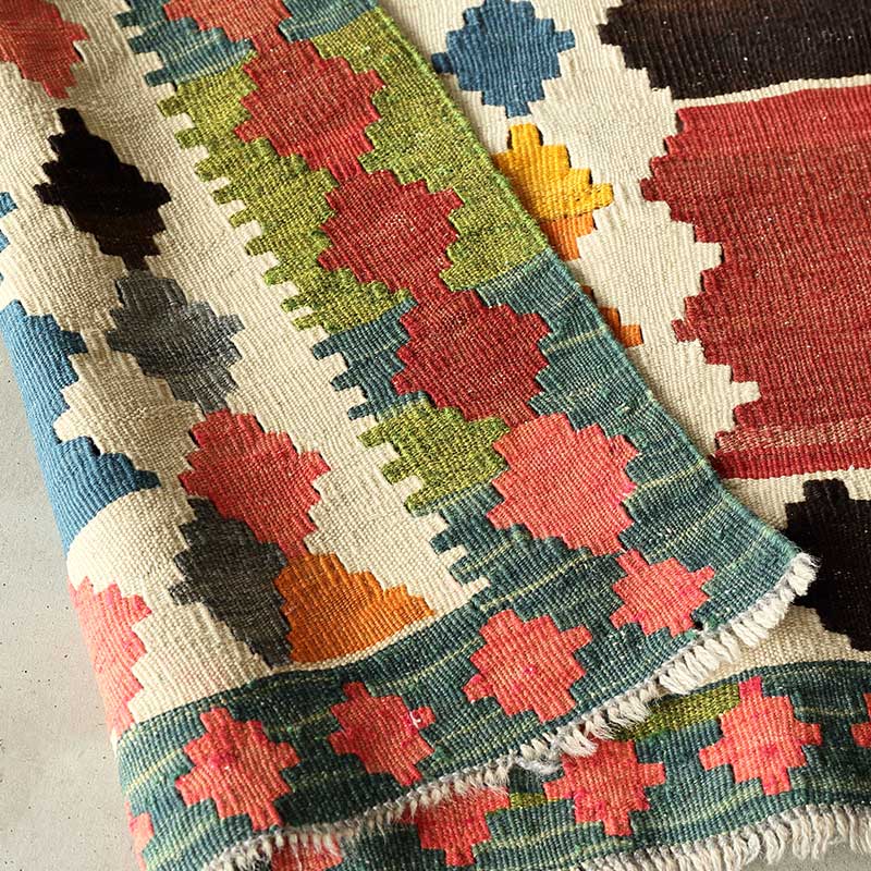 カシュガイキリム] イラン産 / OK82 | ボー・デコール オンラインショップ