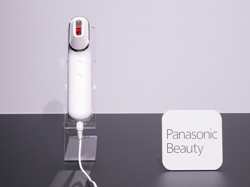 大注目】パナソニックの最新美顔器「フォト ブライトショット