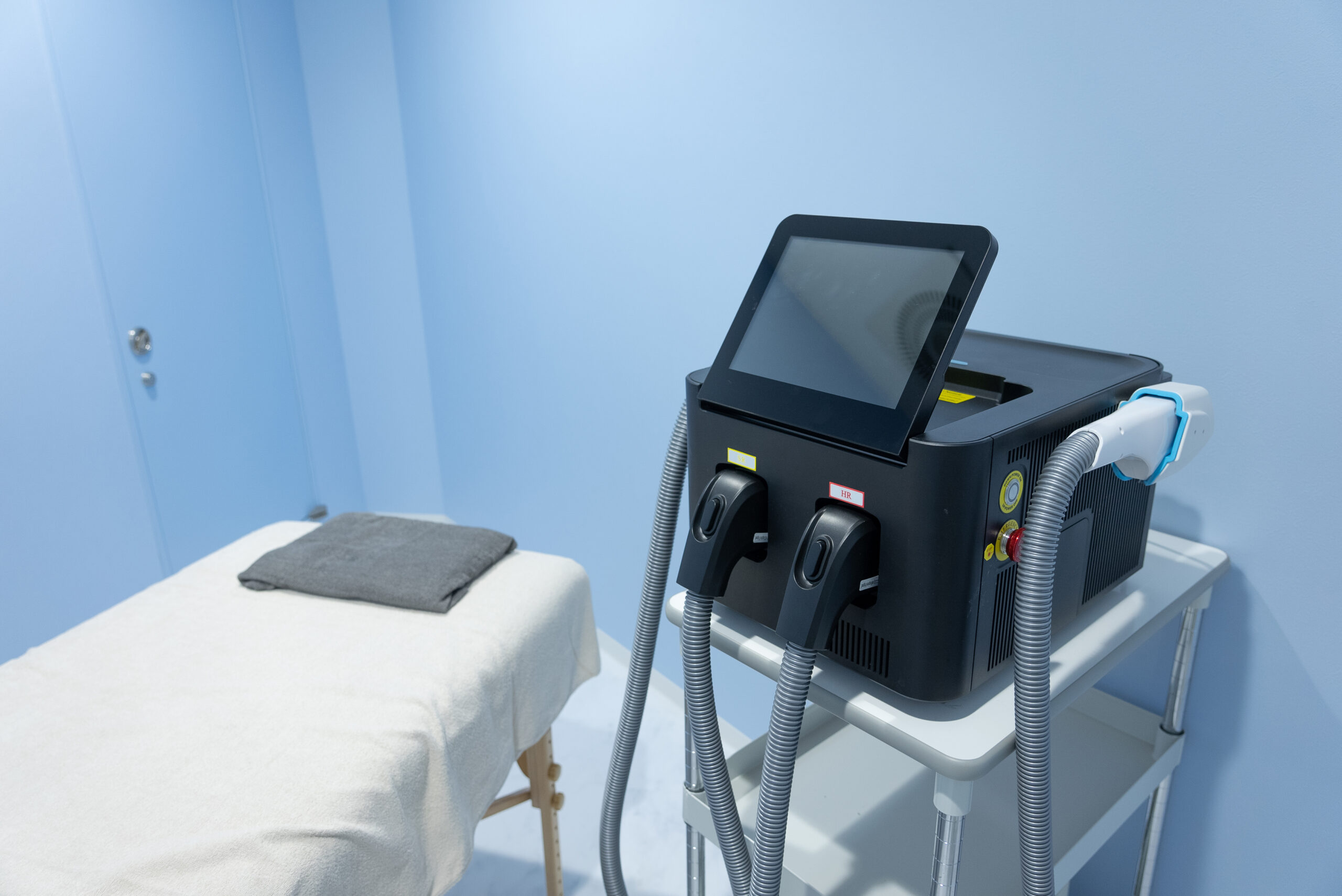 DEKA 業務用脱毛器 1500W DEKA社製 アレキサンドライトレーザー