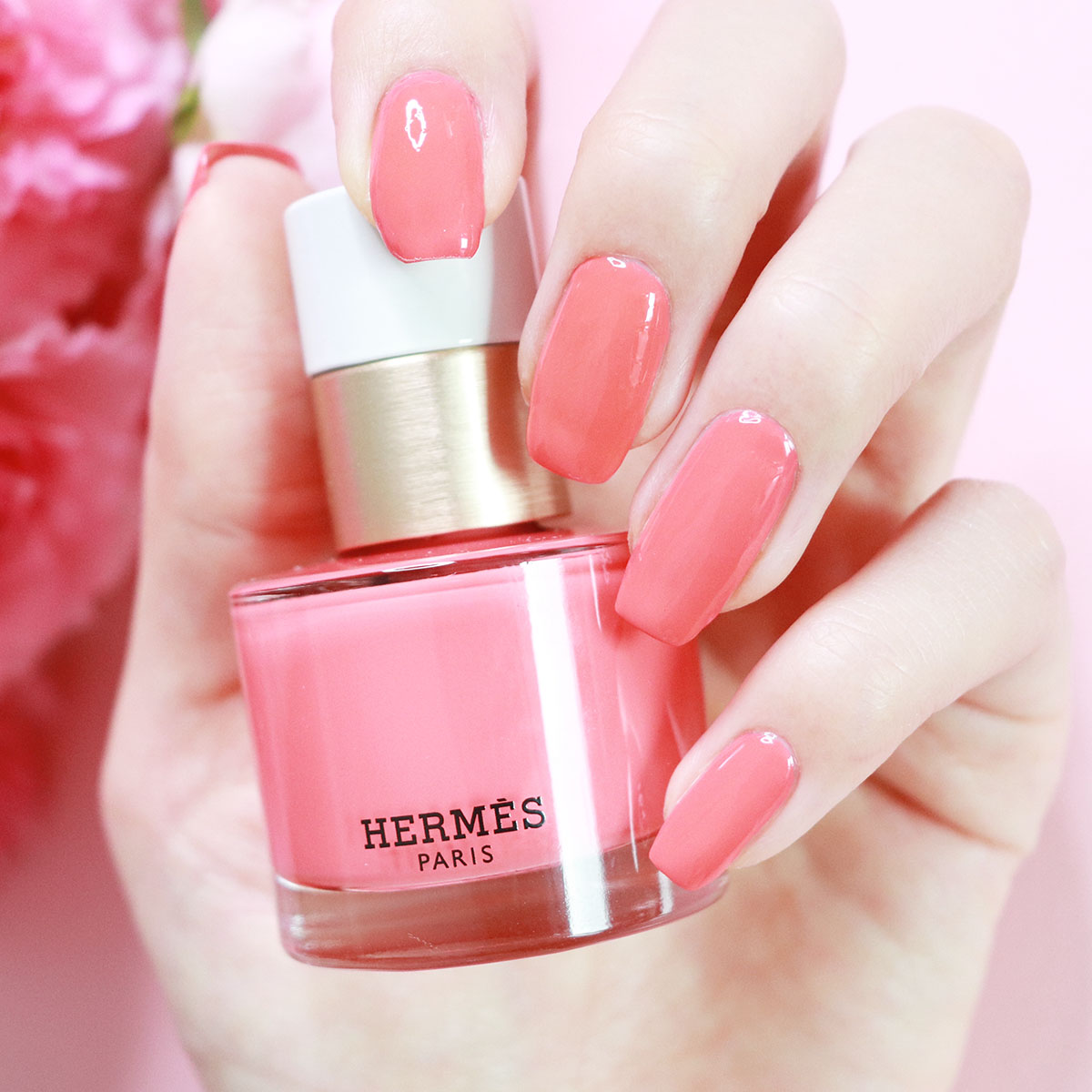 パウダーピンクのHERMESネイルで指先すらっと。 | Beautybrush｜tamaki