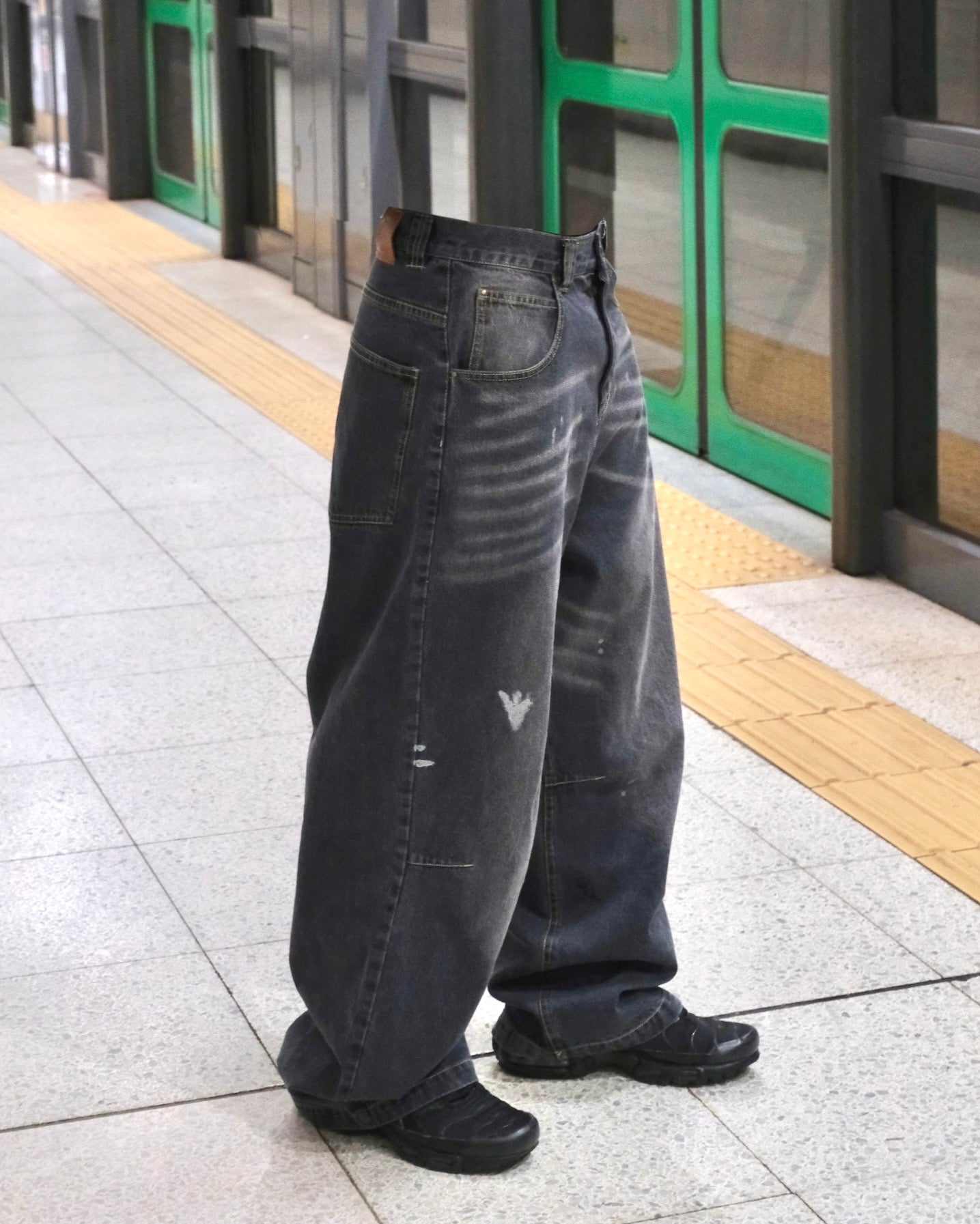 Washed baggy denim – BELVET