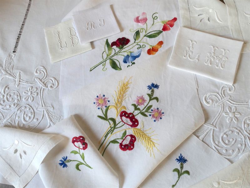 フランス アンティーク モノグラム＆モチーフ 花刺繍 セット - une