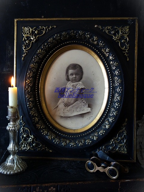 西洋アンティーク フランス ナポレオンIII世期 黒＆金彩レリーフ額縁