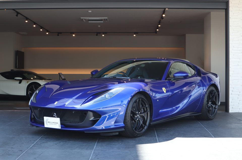 Ferrari 812 Superfast | 株式会社ベルモンドホールディングス