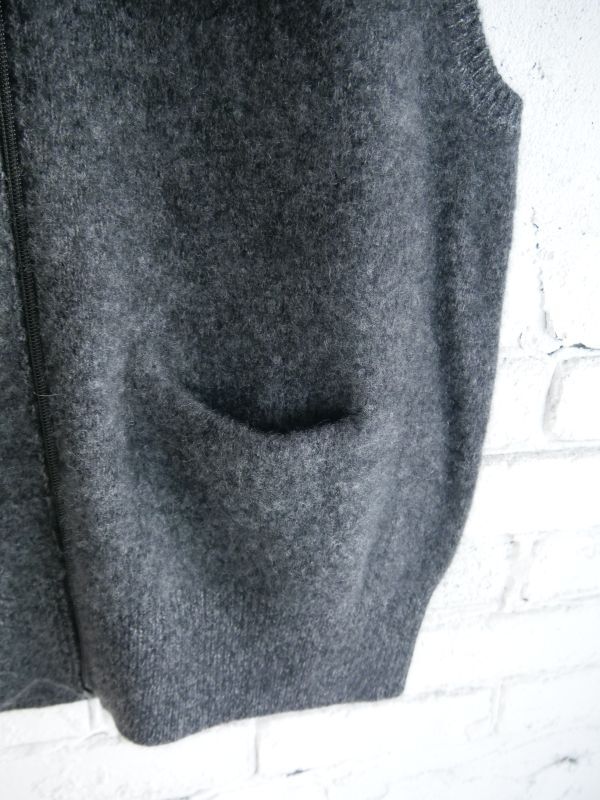 MAATEE&SONS CASHEMERE 強圧縮 JIP VEST マーティーアンドサンズ