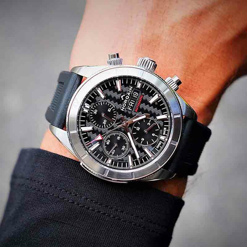 NORQAIN Adventure Sport Chrono Day/Date 41 MM ノルケイン