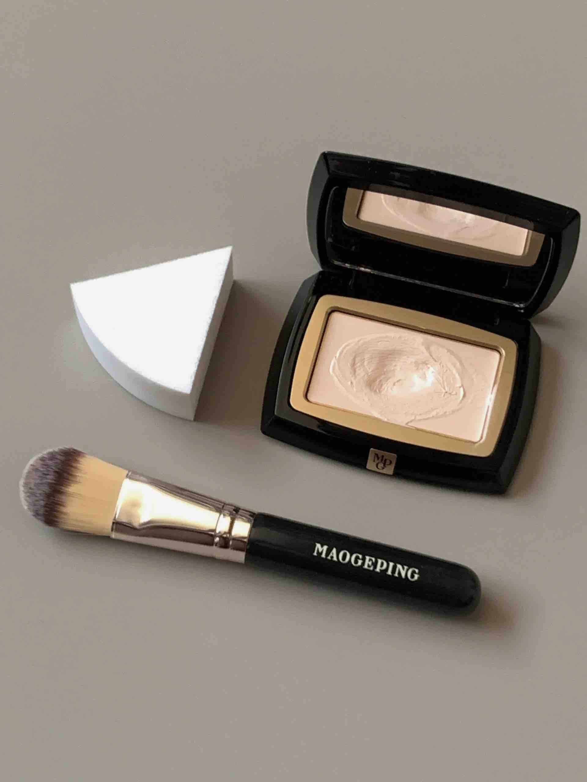 Maogeping 3D Light Highlighting Cream Foundation – Best Seasons Beauty